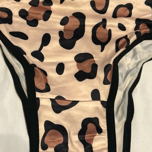 Morvia 3pk bows Hearts Pattern Leg Hip Woman’s panties 2XL Lingerie Valentines - Picture 10 of 11